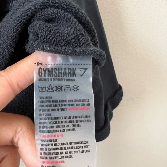 Gymshark Black Crop Top - Picture 3 of 4